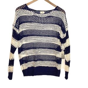 O&O Loose Knit Blue & White Striped Sweater S/M